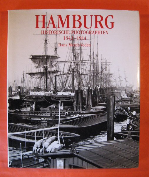 Image for Hamburg: Historische Photographien Von 1842-1910 (German and English Edition)