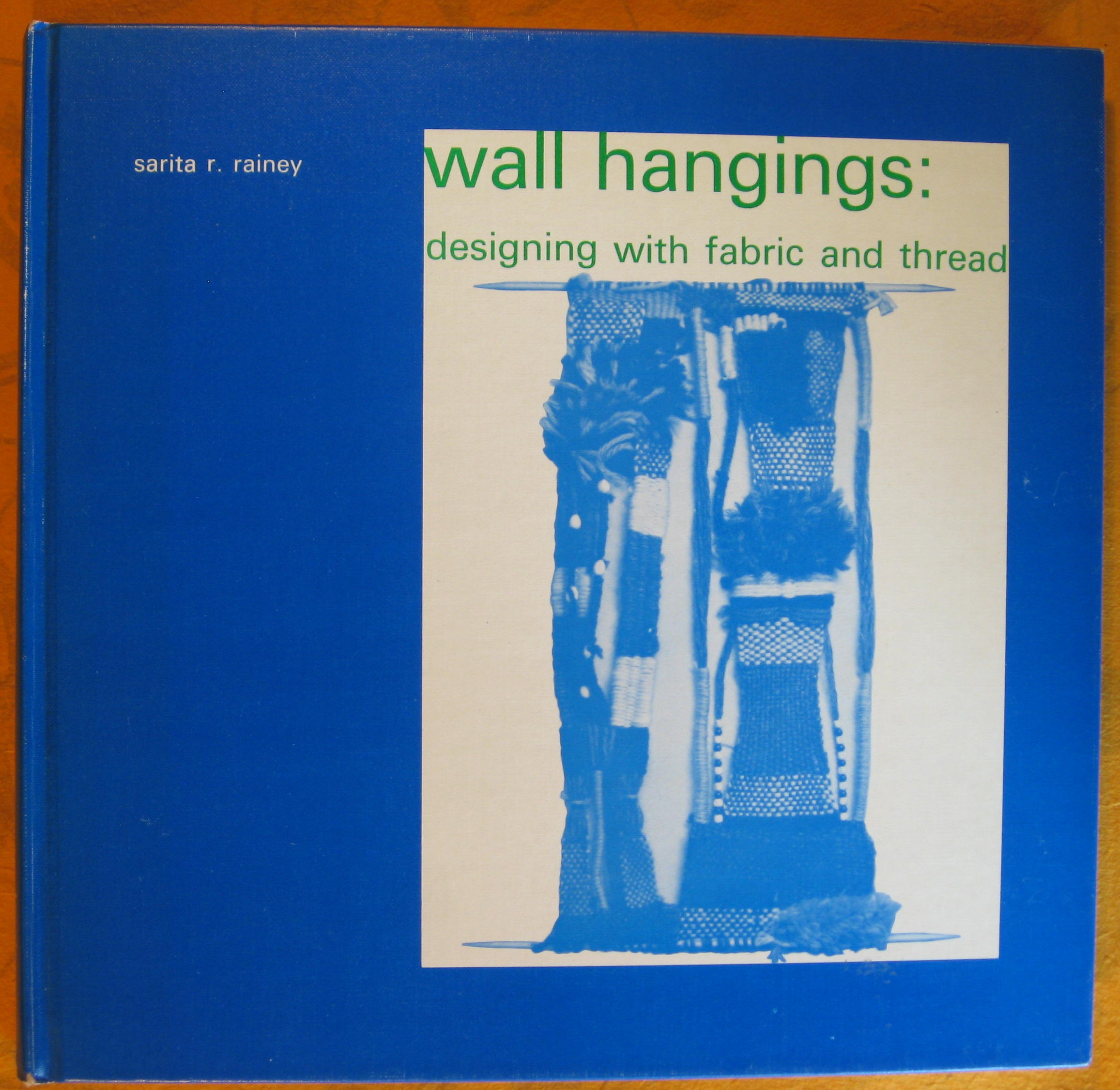 Image for Wall Hangings: Designing with Fabric and Thread